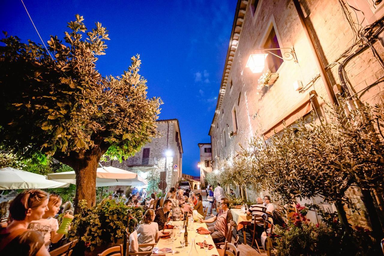 Le Vecchie Cantine Chianni Exterior foto